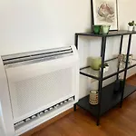 Station Center Apartment *